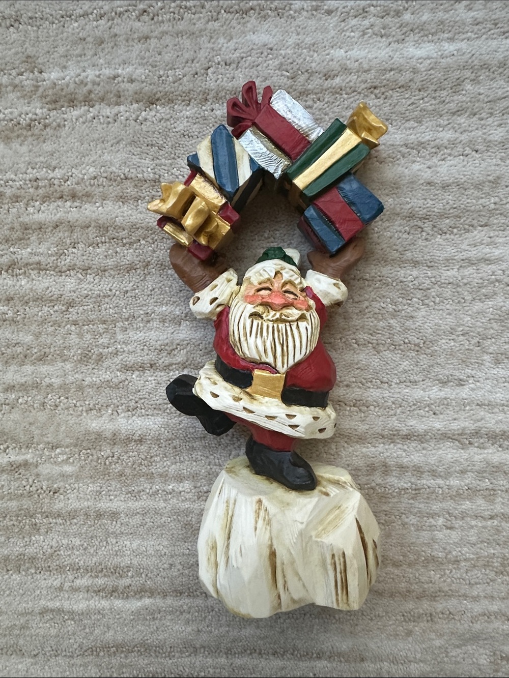 David Frykman Santa Claus Juggling Gifts Christmas 1995 DF1011 Figurine 8 3/4”